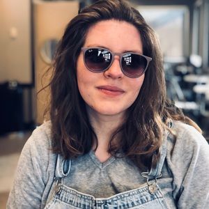 Meet your Posher, Julia